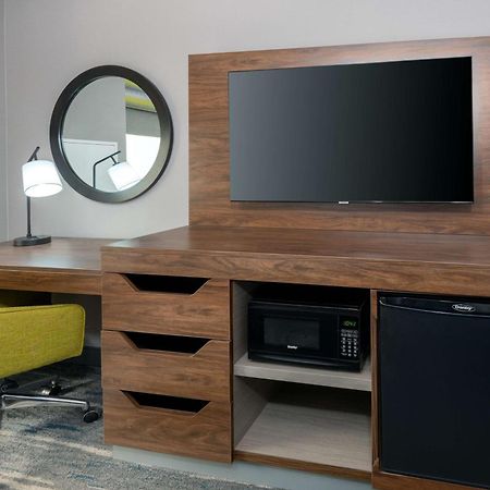 Hampton Inn & Suites Cleveland-Бічвуд Екстер'єр фото