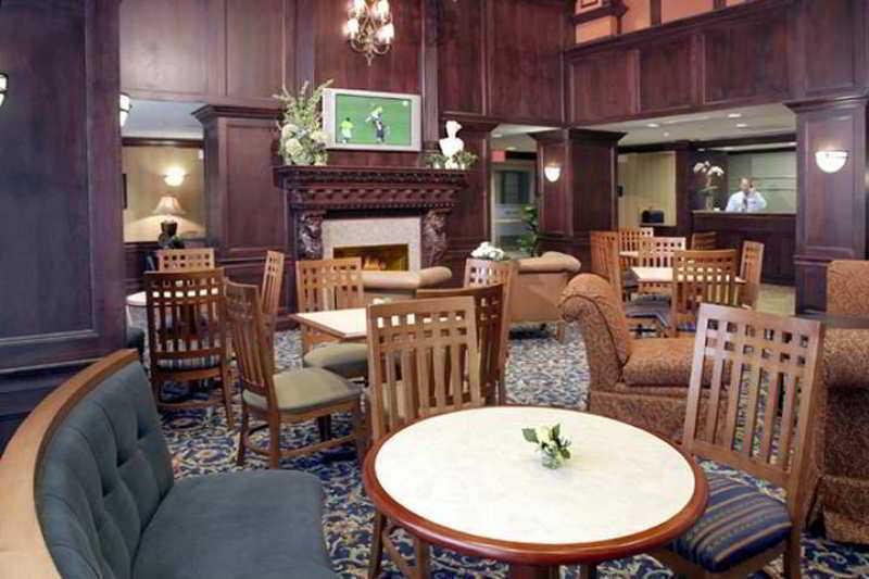 Hampton Inn & Suites Cleveland-Бічвуд Ресторан фото
