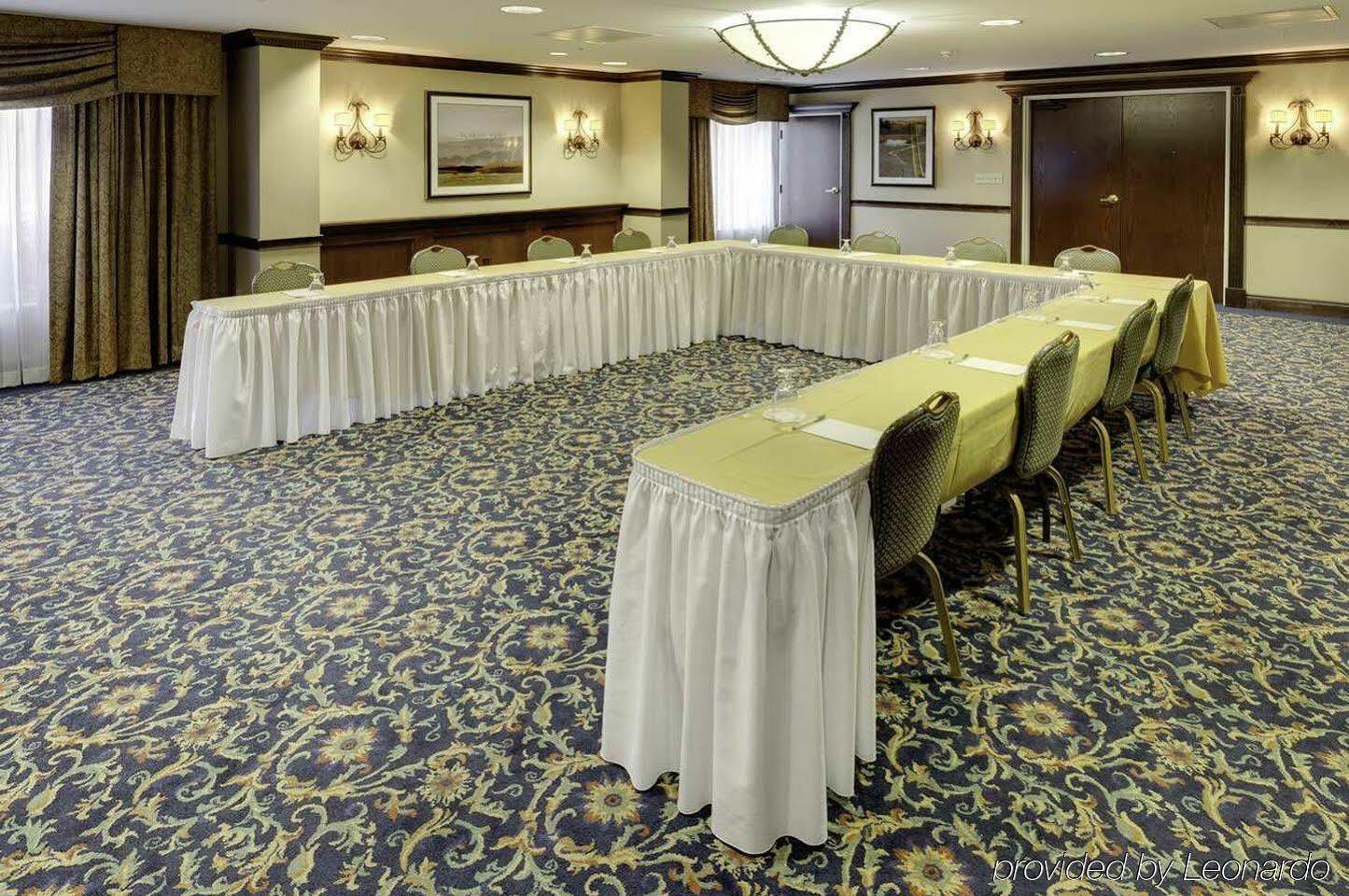 Hampton Inn & Suites Cleveland-Бічвуд Екстер'єр фото